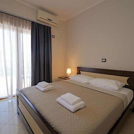 Hotel Deja Vu كساميل المظهر الخارجي الصورة