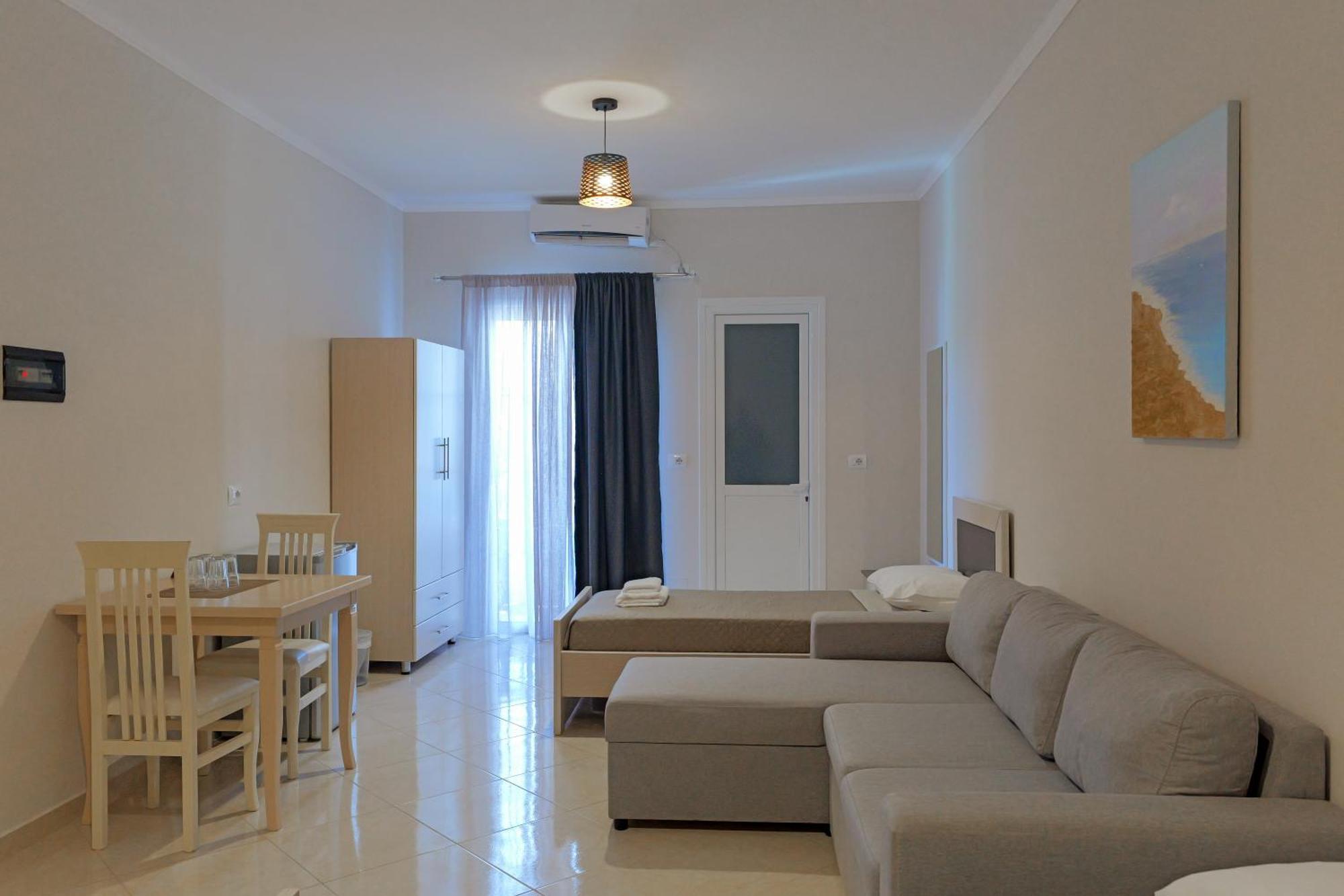 Hotel Deja Vu كساميل الغرفة الصورة